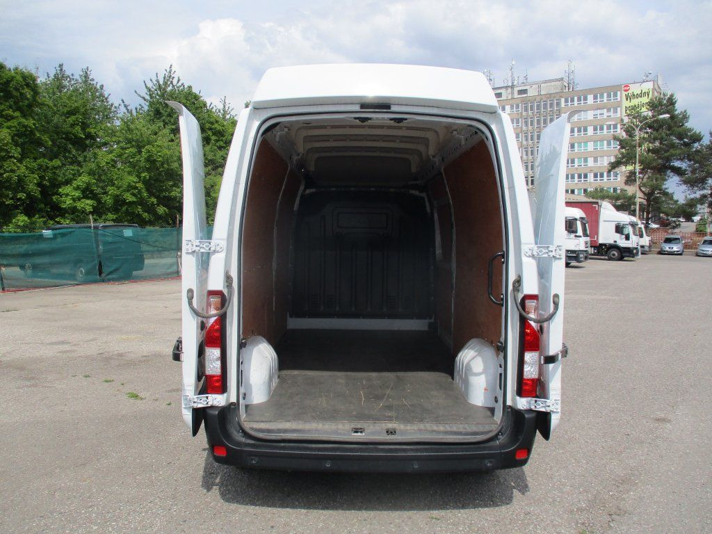 Furgón Renault Master 2.3dci L3H3: foto 9