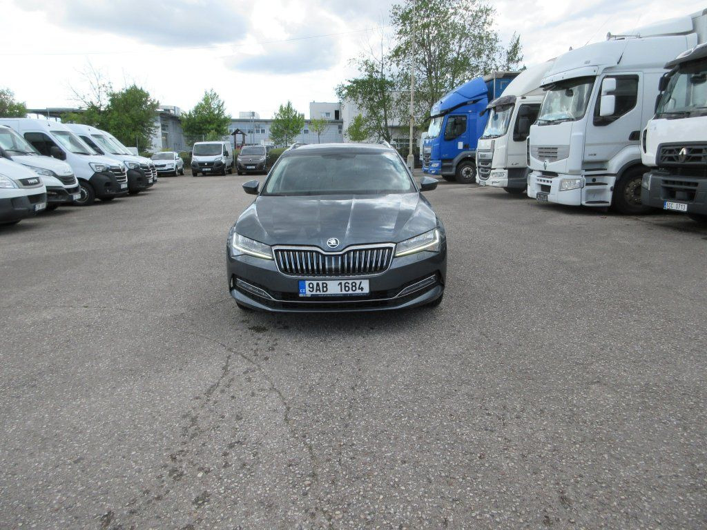 Skoda 2.0 Tdi Style - Coche familiar: foto 4 Skoda 2.0 Tdi Style - Coche familiar: foto 4