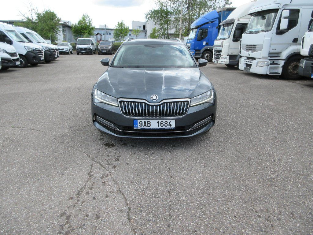 Skoda 2.0 Tdi Style - Coche familiar: foto 3 Skoda 2.0 Tdi Style - Coche familiar: foto 3