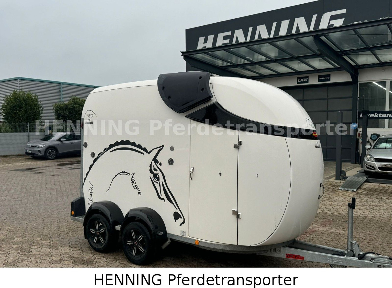 Böckmann 2 - Pferde Anhänger - Remolque transporte de ganado: foto 1 Böckmann 2 - Pferde Anhänger - Remolque transporte de ganado: foto 1