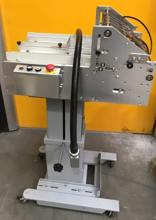 Bäuerle SKM 36-B standing arch small format delivery - Máquina de impresión: foto 1 Bäuerle SKM 36-B standing arch small format delivery - Máquina de impresión: foto 1