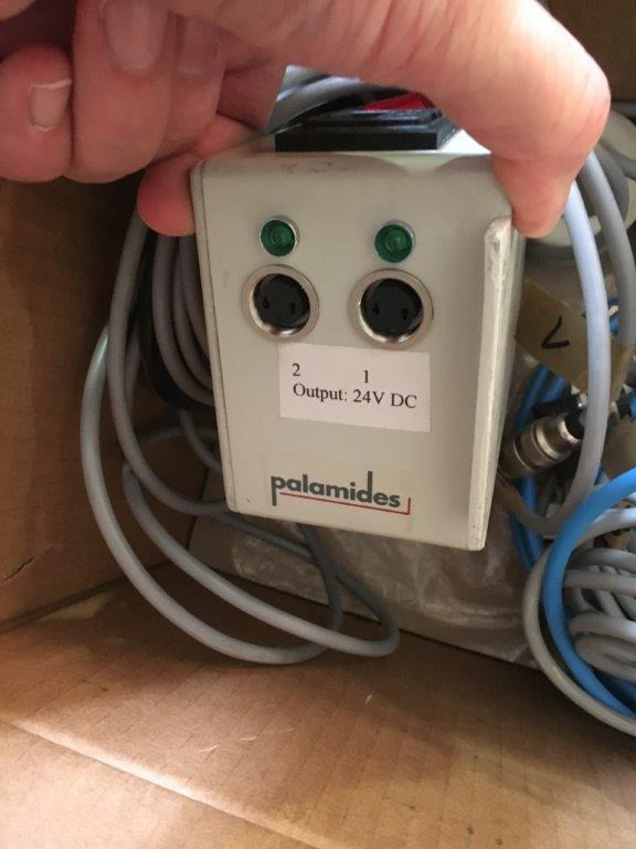 Palamides TK-30 clock perforating head - Plegadora de papel: foto 2 Palamides TK-30 clock perforating head - Plegadora de papel: foto 2