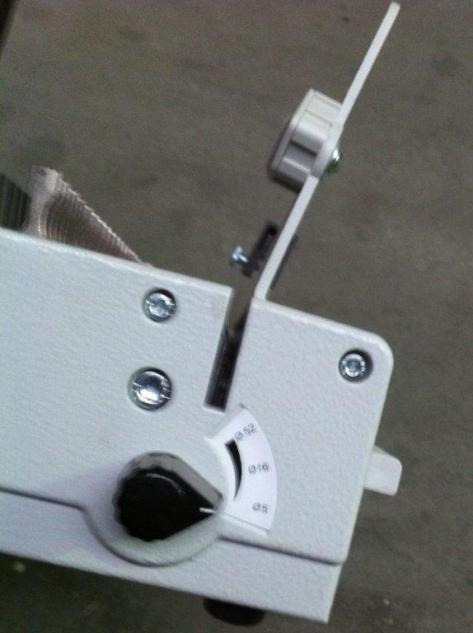 Renz Combi S punching and binding machine - Encuadernadora: foto 4 Renz Combi S punching and binding machine - Encuadernadora: foto 4