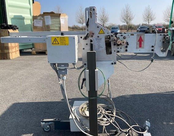 Mobile Small Sized Vertical Stacker Delivery STAHLFOLDER STA-30 with MKE marker - Plegadora de papel: foto 1 Mobile Small Sized Vertical Stacker Delivery STAHLFOLDER STA-30 with MKE marker - Plegadora de papel: foto 1