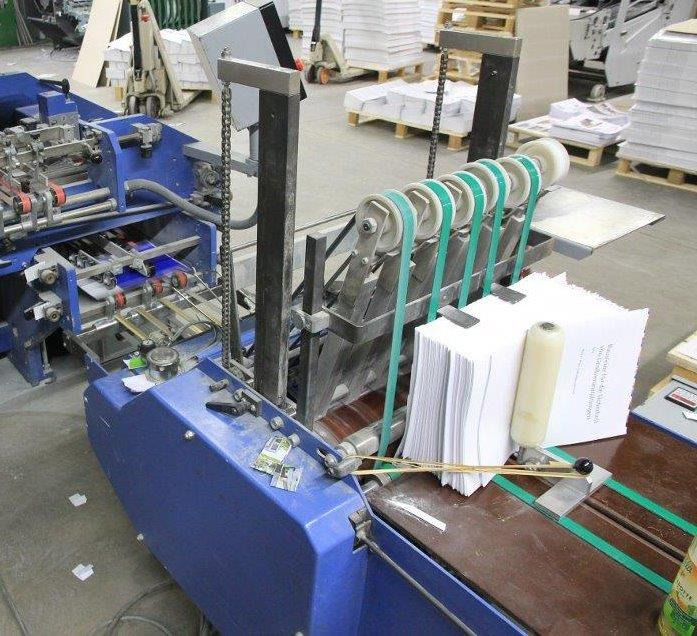 Standing vertically delivery with pres rollers MBO SAP 46 L - Plegadora de papel: foto 4 Standing vertically delivery with pres rollers MBO SAP 46 L - Plegadora de papel: foto 4