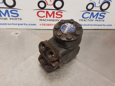 Case David Brown 990, 885 Orbital Motor, Valve K207419, K946083, 150-1051 - Dirección para Tractor: foto 2 Case David Brown 990, 885 Orbital Motor, Valve K207419, K946083, 150-1051 - Dirección para Tractor: foto 2