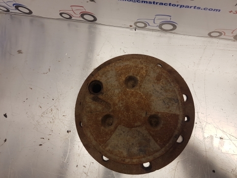 Case Hub Cover 4472452036 Zf Apl 330 81437c1 - Cubo para Tractor: foto 3 Case Hub Cover 4472452036 Zf Apl 330 81437c1 - Cubo para Tractor: foto 3