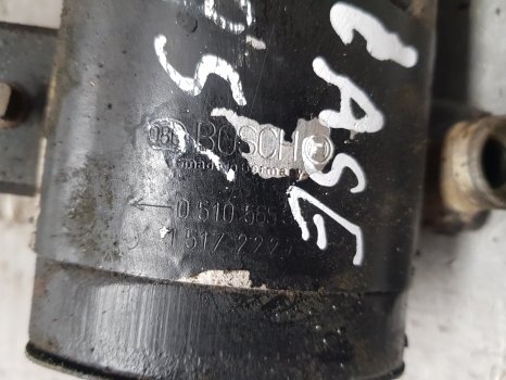 Case International 956, 1056 Hydraulic Pump Bosch 0510565365, 89880c91 - Bomba hidráulica para Tractor: foto 3 Case International 956, 1056 Hydraulic Pump Bosch 0510565365, 89880c91 - Bomba hidráulica para Tractor: foto 3