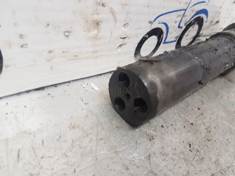 Claas Arion 600 Ares 500, 600, 800 Series 836 Front Axle Arm Pin Top 6000105463 - Dirección para Tractor: foto 3 Claas Arion 600 Ares 500, 600, 800 Series 836 Front Axle Arm Pin Top 6000105463 - Dirección para Tractor: foto 3