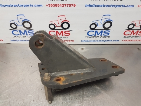 Claas Arion 640, 500, 600, Hexashift, Cmatic Top Link Bracket Lhs 0021608191 - Suspensión de cabina para Tractor: foto 3 Claas Arion 640, 500, 600, Hexashift, Cmatic Top Link Bracket Lhs 0021608191 - Suspensión de cabina para Tractor: foto 3