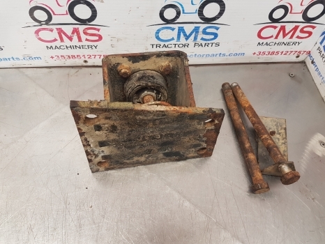 Claas Axos 340 Cx Celtis 426, 456 Cab Support Lhs 0010464541, 10464541 - Suspensión de cabina para Tractor: foto 2 Claas Axos 340 Cx Celtis 426, 456 Cab Support Lhs 0010464541, 10464541 - Suspensión de cabina para Tractor: foto 2