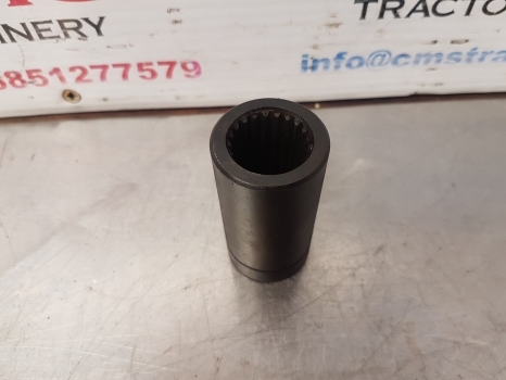 Claas Axos 340 Cx, Ceres, Ergos, Celtis Pto Drive Shaft Coupling 0011119641 - Palier para Tractor: foto 1 Claas Axos 340 Cx, Ceres, Ergos, Celtis Pto Drive Shaft Coupling 0011119641 - Palier para Tractor: foto 1