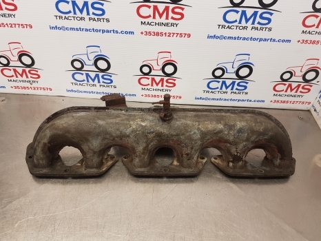 Fiat 1180, 1180dt, 1380, 1380dt Engine Intake Manifold Bend 4717599, 153630179 - Colector de admisión para Tractor: foto 1 Fiat 1180, 1180dt, 1380, 1380dt Engine Intake Manifold Bend 4717599, 153630179 - Colector de admisión para Tractor: foto 1