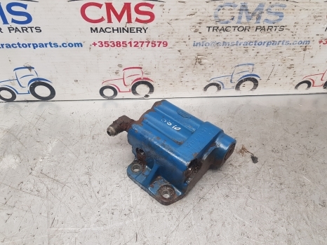 Ford 10 Series 5610 Priority Valve E4nnk846aa; E4nnr947fa; E0nnr947bb; 83949225 - Válvula hidráulica para Tractor: foto 2 Ford 10 Series 5610 Priority Valve E4nnk846aa; E4nnr947fa; E0nnr947bb; 83949225 - Válvula hidráulica para Tractor: foto 2