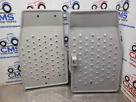 Ford 4000 Cab Foot Step Pair Without Cab 83952112, 83946748, E0nn13005ba - Peldaño: foto 1 Ford 4000 Cab Foot Step Pair Without Cab 83952112, 83946748, E0nn13005ba - Peldaño: foto 1
