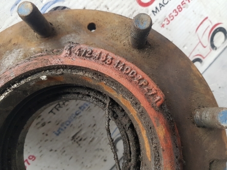 Ford John Deere Front Axle Hub Bolt Plate 4472353140, L40207, 4472453140 - Cubo para Tractor: foto 3 Ford John Deere Front Axle Hub Bolt Plate 4472353140, L40207, 4472453140 - Cubo para Tractor: foto 3