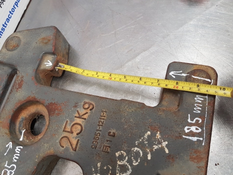 Ford New Holland Case,mf, Kubota Front Weight Slice 25kg 99651-1211-1 - Contrapeso para Tractor: foto 2 Ford New Holland Case,mf, Kubota Front Weight Slice 25kg 99651-1211-1 - Contrapeso para Tractor: foto 2
