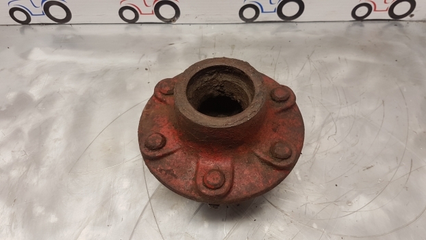 International 2wd Hub 67527c91 , 67527c92 - Cubo para Tractor: foto 5 International 2wd Hub 67527c91 , 67527c92 - Cubo para Tractor: foto 5