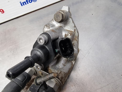 John Deere 6145r, 6m, 6r Series, Def Dosing Injection Nozzle Re560468 - Inyector: foto 4 John Deere 6145r, 6m, 6r Series, Def Dosing Injection Nozzle Re560468 - Inyector: foto 4