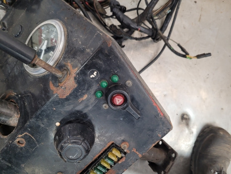 Cabina e interior Massey Ferguson 290 Dash Steering Panel, Wheel, Wiring Loom 1674232m1: foto 7
