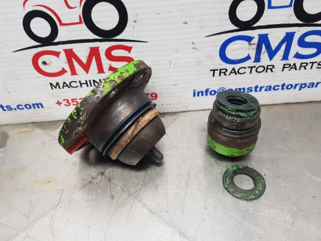 Merlo Tf35.7 Cs 115 Front Axle King Pin Bottom 98191, 098173, 098181, 011648aa - Suspensión: foto 1 Merlo Tf35.7 Cs 115 Front Axle King Pin Bottom 98191, 098173, 098181, 011648aa - Suspensión: foto 1