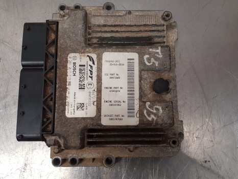 New Holland T5.95 Engine Control Unit Ecu 84472188, 10r036332, 84471889 - Unidad de control para Tractor: foto 4 New Holland T5.95 Engine Control Unit Ecu 84472188, 10r036332, 84471889 - Unidad de control para Tractor: foto 4