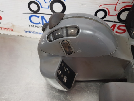 New Holland T7030, T7000, T7, T6, Armrest Assy, Eletronic Unit Control 82032897 - Unidad de control: foto 2 New Holland T7030, T7000, T7, T6, Armrest Assy, Eletronic Unit Control 82032897 - Unidad de control: foto 2