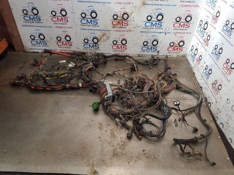 New Holland T7040, T7000, T6000, Puma, Wiring Loom Complete 87655808, 87655808 - Cables/ Alambres: foto 2 New Holland T7040, T7000, T6000, Puma, Wiring Loom Complete 87655808, 87655808 - Cables/ Alambres: foto 2