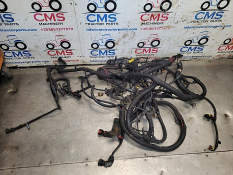 New Holland Tsa, Case Mxu Series Mxu100 16x16 Transmission Wiring Loom - Cables/ Alambres: foto 2 New Holland Tsa, Case Mxu Series Mxu100 16x16 Transmission Wiring Loom - Cables/ Alambres: foto 2