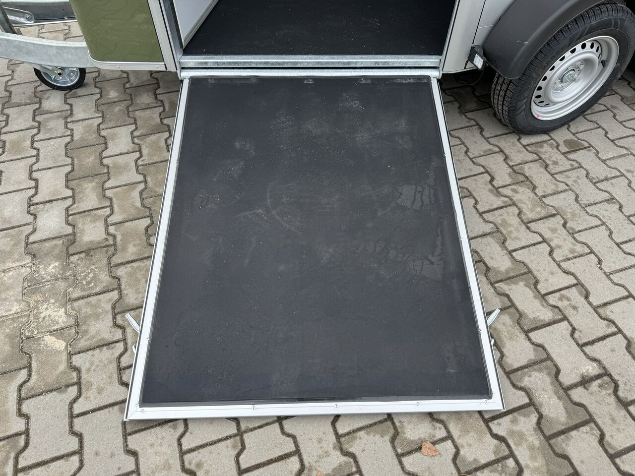 Leasing de Cheval Liberté Touring Country XL na dwa konie z dużą siodlarnią 2.2T DMC Cheval Liberté Touring Country XL na dwa konie z dużą siodlarnią 2.2T DMC: foto 29