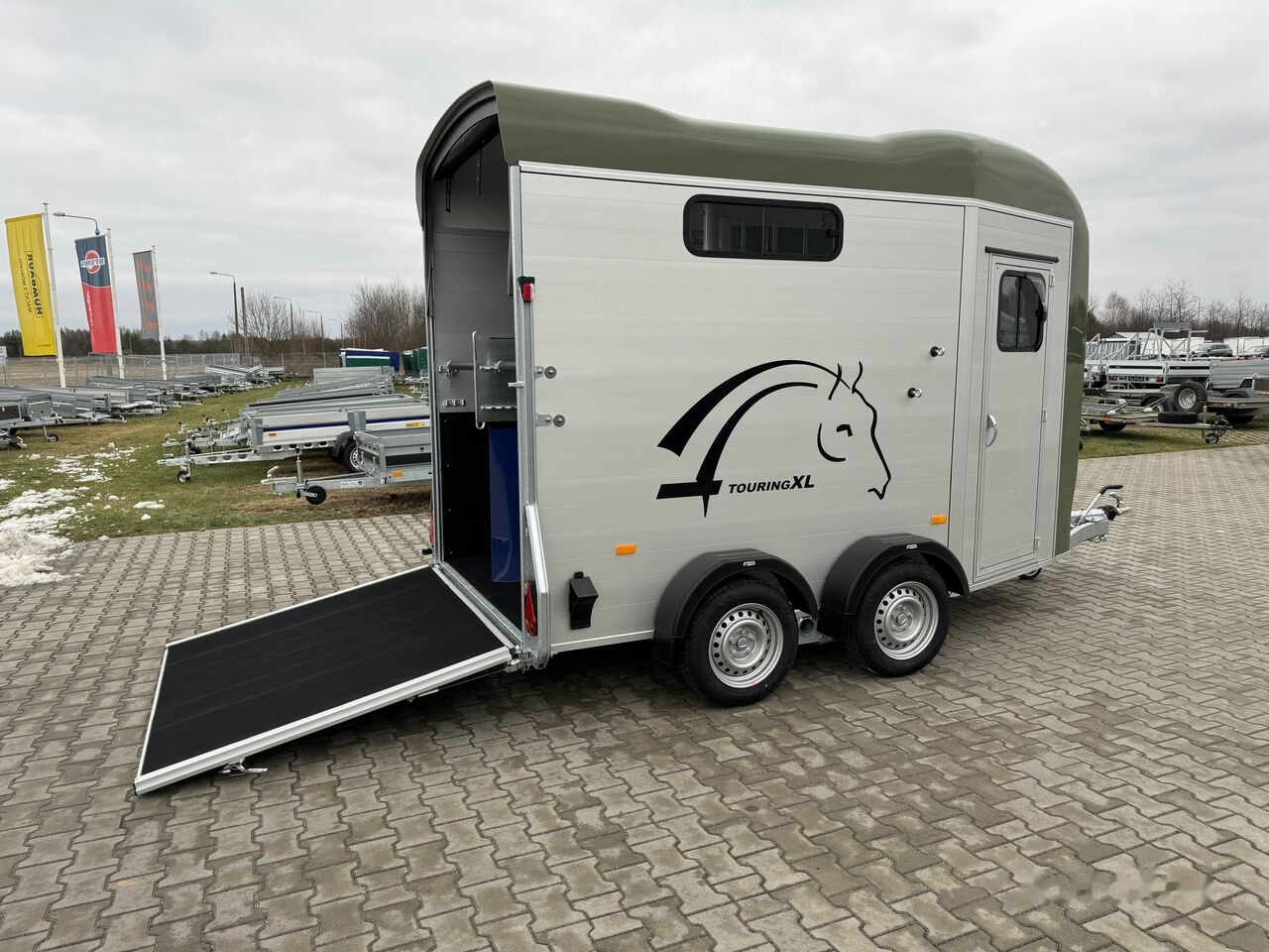 Leasing de Cheval Liberté Touring Country XL na dwa konie z dużą siodlarnią 2.2T DMC Cheval Liberté Touring Country XL na dwa konie z dużą siodlarnią 2.2T DMC: foto 22
