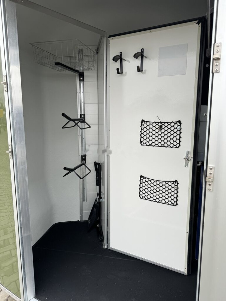 Leasing de Cheval Liberté Touring Country XL na dwa konie z dużą siodlarnią 2.2T DMC Cheval Liberté Touring Country XL na dwa konie z dużą siodlarnią 2.2T DMC: foto 31