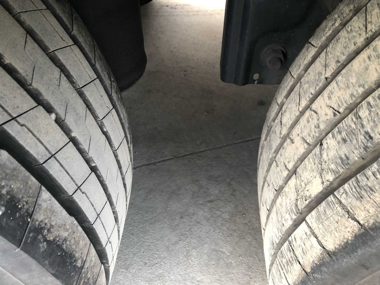 Krone 2023 rok, 93 m3,waga 6200 kg,Certyfikat XL, Multilock, z Niemiec - Semirremolque lona: foto 5 Krone 2023 rok, 93 m3,waga 6200 kg,Certyfikat XL, Multilock, z Niemiec - Semirremolque lona: foto 5