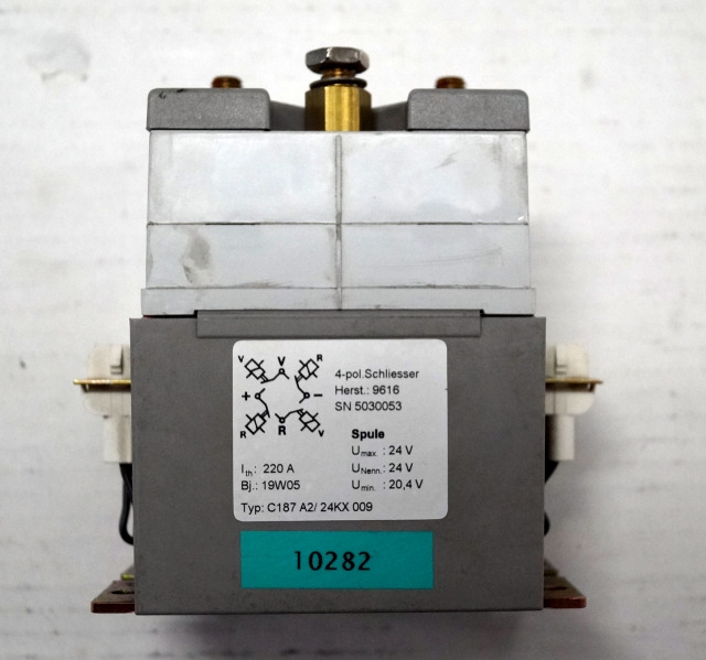 Jungheinrich unknown | Contactor 4 polig 24V120A C187 A2 24KX009 Contactor 4 polig 24V120A C187 A2 24KX009 - Sistema eléctrico para Equipo de manutención: foto 1 Jungheinrich unknown | Contactor 4 polig 24V120A C187 A2 24KX009 Contactor 4 polig 24V120A C187 A2 24KX009 - Sistema eléctrico para Equipo de manutención: foto 1