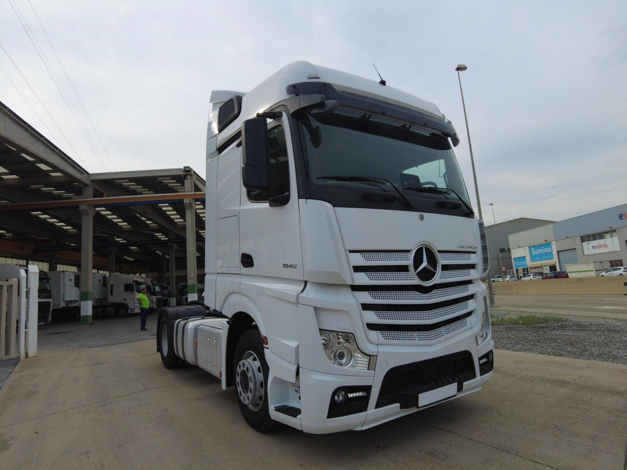 Mercedes-Benz Actros 5 1845 BigSpace - Cabeza tractora: foto 3 Mercedes-Benz Actros 5 1845 BigSpace - Cabeza tractora: foto 3