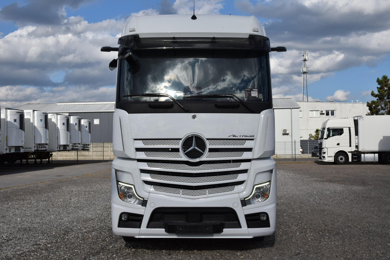 Mercedes-Benz Actros 5 1845 BigSpace - Cabeza tractora: foto 2 Mercedes-Benz Actros 5 1845 BigSpace - Cabeza tractora: foto 2