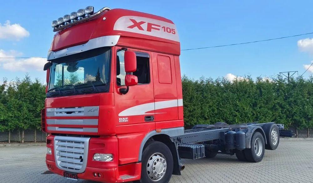 DAF XF510 pod zabudowę – 6x2/ skrętna podnoszona oś/ retarder - Camión chasis: foto 1 DAF XF510 pod zabudowę – 6x2/ skrętna podnoszona oś/ retarder - Camión chasis: foto 1