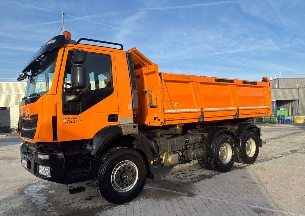 Camión volquete Iveco TRAKKER 500 EEV | Meiller Bordmatik | Wywrotka trójstronna | 6x4 | Euro 5 | Retarder | 500 KM: foto 1
