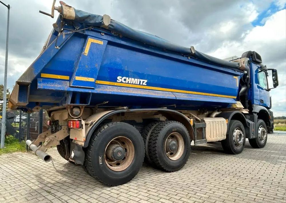 Leasing de  Mercedes-Benz Arocs 4142 | Wywrotka Schmitz | 8x4 | Euro 6 | Klima | Retarder | 242 598 km Mercedes-Benz Arocs 4142 | Wywrotka Schmitz | 8x4 | Euro 6 | Klima | Retarder | 242 598 km: foto 8