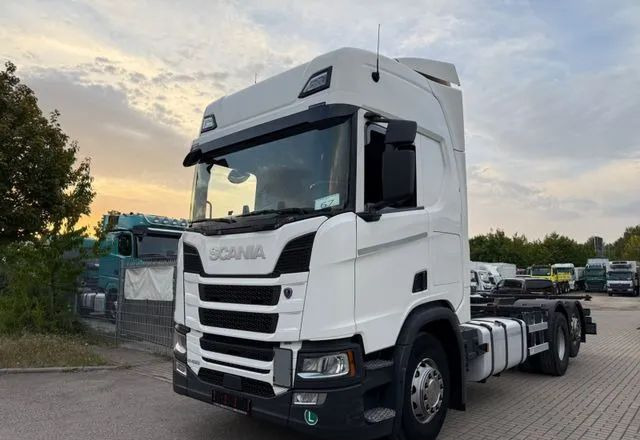 Scania R450 BDF • 6x2 • Euro 6d • Skrętna tylna oś • Retarder • Pod zabudowę • - Camión chasis: foto 5 Scania R450 BDF • 6x2 • Euro 6d • Skrętna tylna oś • Retarder • Pod zabudowę • - Camión chasis: foto 5