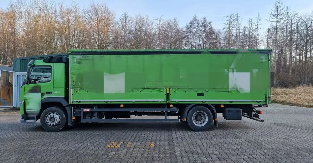 Volvo FM 420 – zabudowa + plandeka / Automatyczna skrzynia / Euro 6 / Zawieszenie pneumatyczne/ 4x2/ - Camión lona: foto 4 Volvo FM 420 – zabudowa + plandeka / Automatyczna skrzynia / Euro 6 / Zawieszenie pneumatyczne/ 4x2/ - Camión lona: foto 4