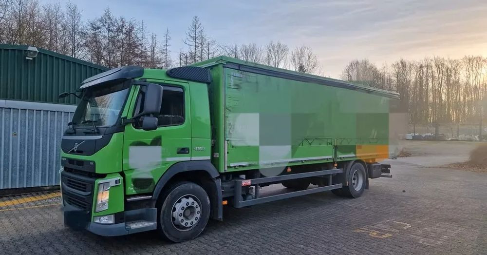 Volvo FM 420 – zabudowa + plandeka / Automatyczna skrzynia / Euro 6 / Zawieszenie pneumatyczne/ 4x2/ - Camión lona: foto 2 Volvo FM 420 – zabudowa + plandeka / Automatyczna skrzynia / Euro 6 / Zawieszenie pneumatyczne/ 4x2/ - Camión lona: foto 2