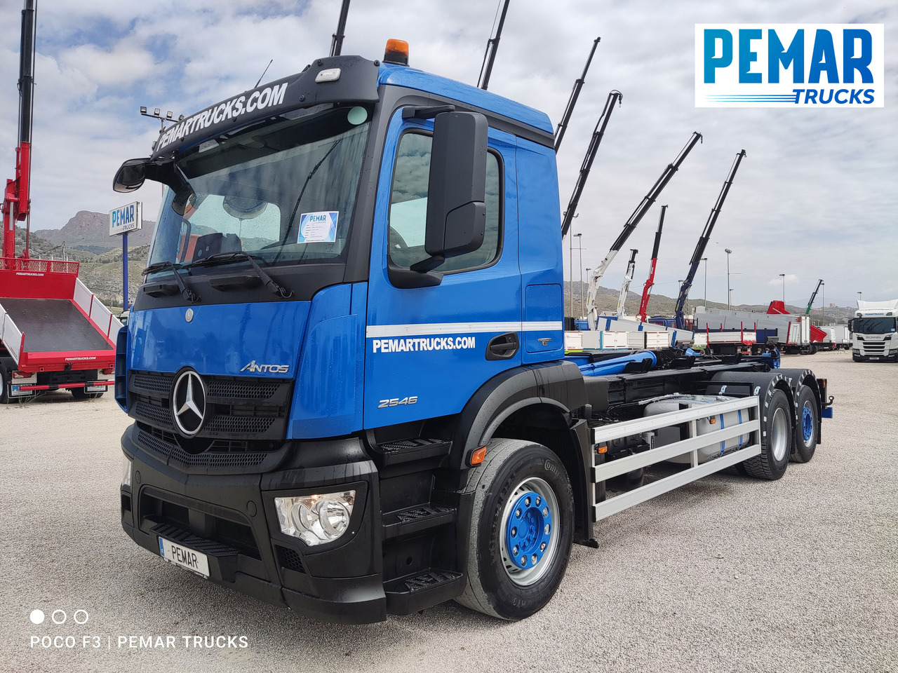 MERCEDES-BENZ ANTOS 2546 6X2 MULTILIFT - Camión portacontenedore/ Intercambiable: foto 2 MERCEDES-BENZ ANTOS 2546 6X2 MULTILIFT - Camión portacontenedore/ Intercambiable: foto 2