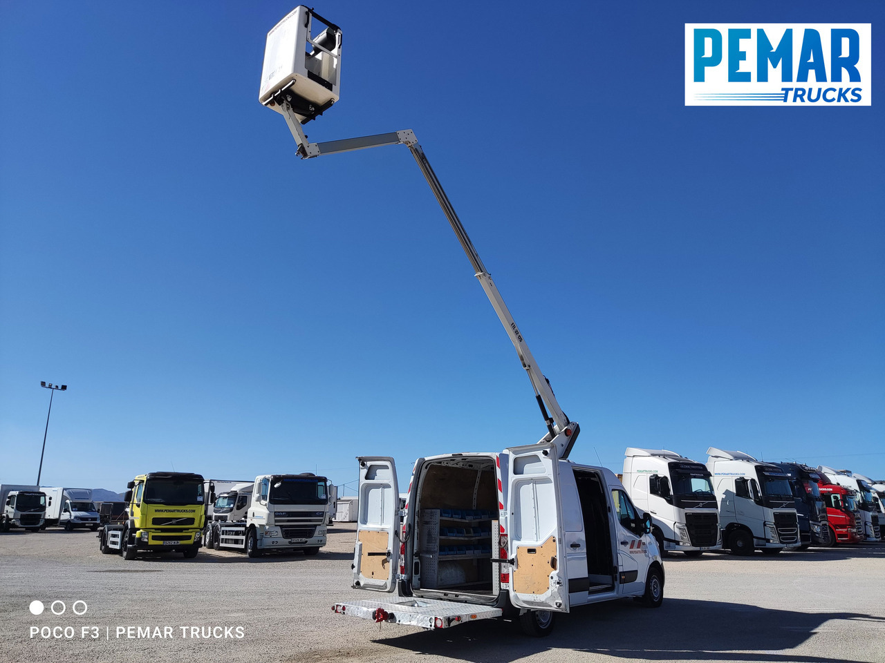 RENAULT MASTER 2.3 DCI CESTA ELEVADORA PORTAPERSONAS 130 CV - Furgoneta de pasajeros: foto 5 RENAULT MASTER 2.3 DCI CESTA ELEVADORA PORTAPERSONAS 130 CV - Furgoneta de pasajeros: foto 5