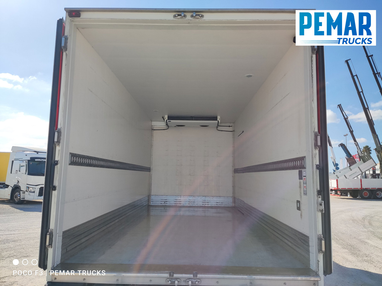 Camión frigorífico VOLVO FL 250 FRIGORIFICO 12T EURO 6: foto 19