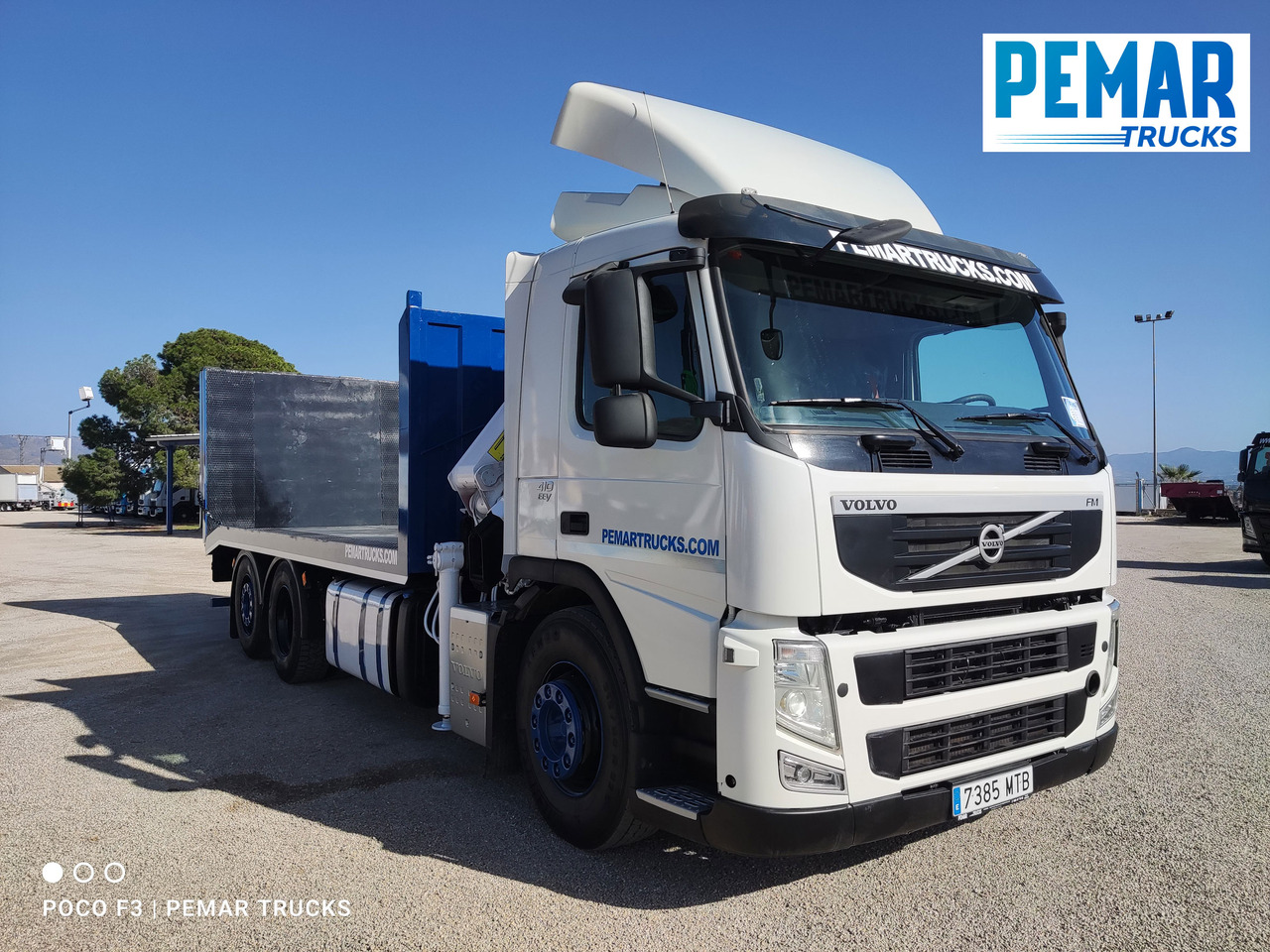 VOLVO FM 410 6X2 GRUA PORTAMAQUINARIA - Camión portavehículos, Camión grúa: foto 4 VOLVO FM 410 6X2 GRUA PORTAMAQUINARIA - Camión portavehículos, Camión grúa: foto 4