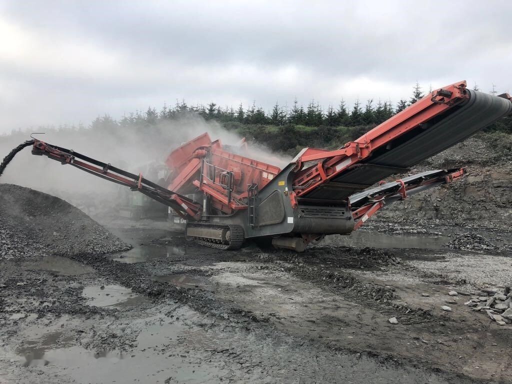 Sandvik QE340 - Cribadora: foto 2 Sandvik QE340 - Cribadora: foto 2