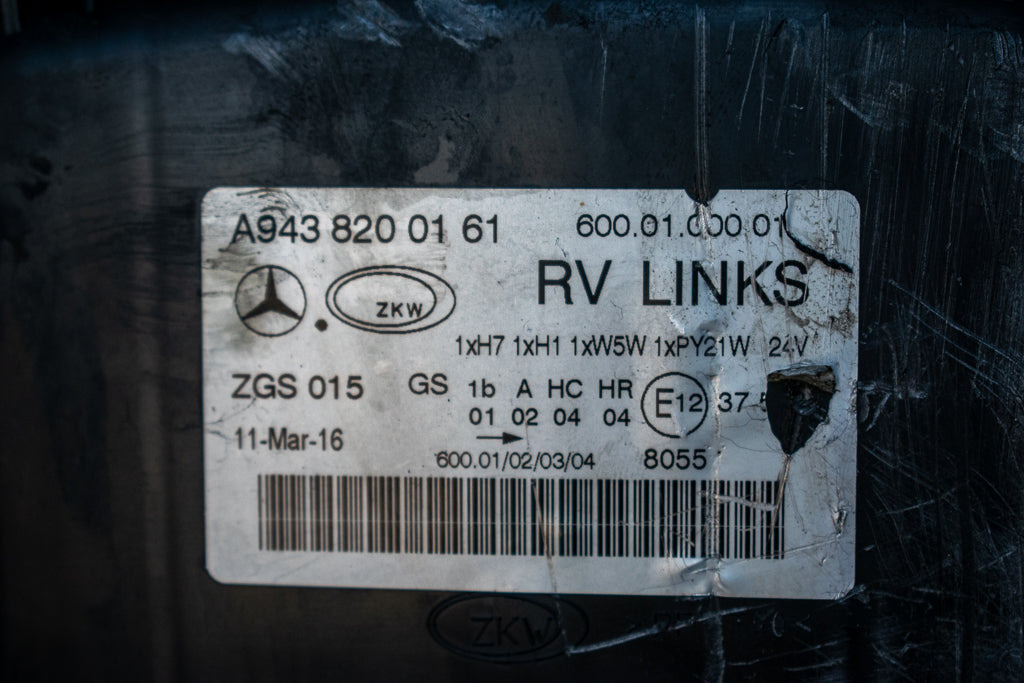 MERCEDES-BENZ ACTROS MP II - DRIVER'S - Faro delantero para Camión: foto 3 MERCEDES-BENZ ACTROS MP II - DRIVER'S - Faro delantero para Camión: foto 3