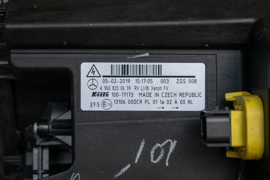 MERCEDES-BENZ ACTROS MP IV XENON LIGHTS - EURO VI - DRIVER - Luz/ Iluminación para Camión: foto 2 MERCEDES-BENZ ACTROS MP IV XENON LIGHTS - EURO VI - DRIVER - Luz/ Iluminación para Camión: foto 2