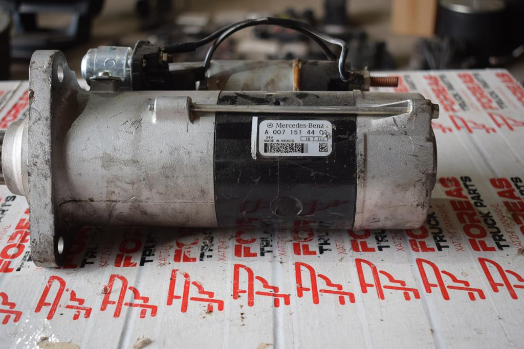 MERCEDES-BENZ ACTROS MP4 - 007 151 44 01 - Arranque para Camión: foto 2 MERCEDES-BENZ ACTROS MP4 - 007 151 44 01 - Arranque para Camión: foto 2